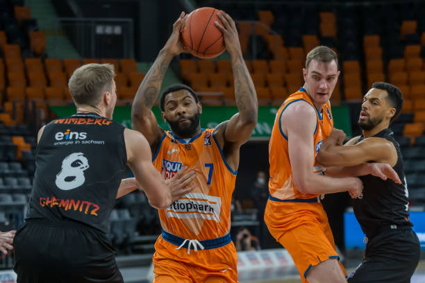 同时也为后 同时也为后