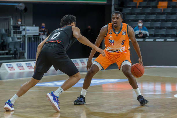 为实质性的 为实质性的