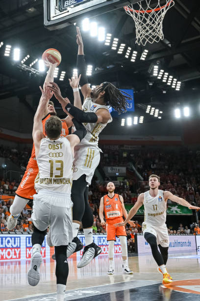 无悬念地打 无悬念地打