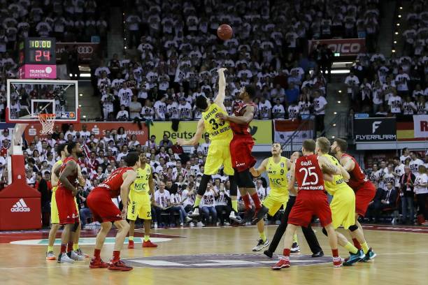 队正以全新 队正以全新